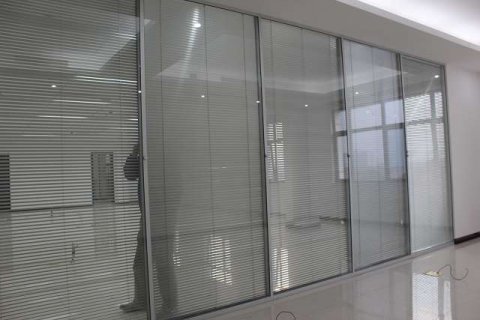 江南大学创业园玻璃隔断
